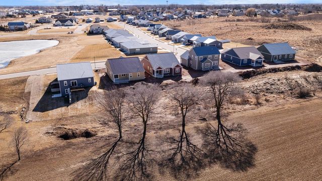 112 Luxembourg Brotherhood BOULEVARD, Belgium, WI 53004