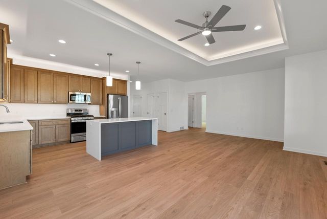 112 Luxembourg Brotherhood BOULEVARD, Belgium, WI 53004