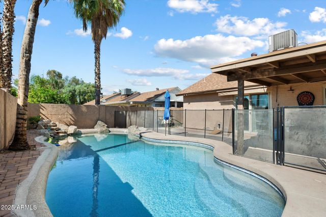 19002 N 12TH Place, Phoenix, AZ 85024