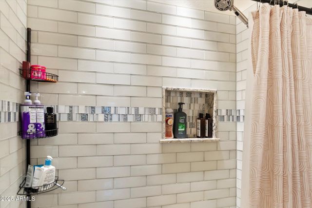 19002 N 12TH Place, Phoenix, AZ 85024