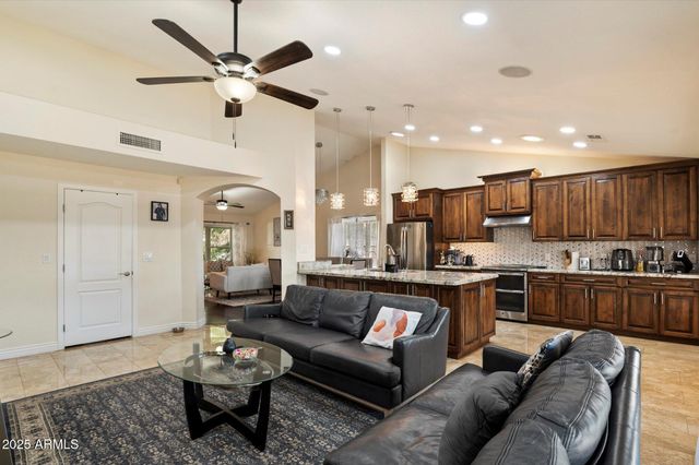 19002 N 12TH Place, Phoenix, AZ 85024