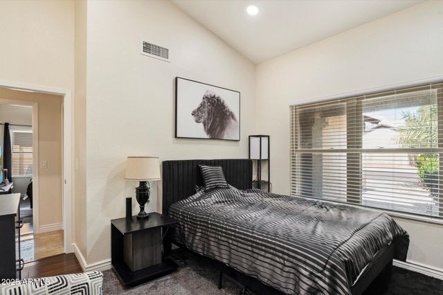 19002 N 12TH Place, Phoenix, AZ 85024