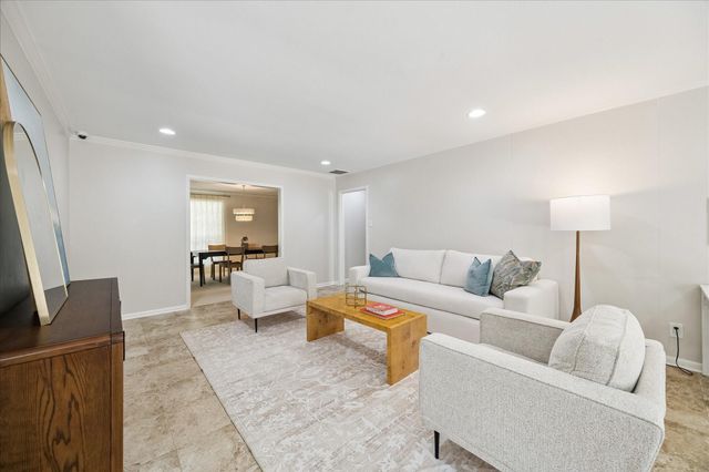 9777 Larston Street, Houston, TX 77055