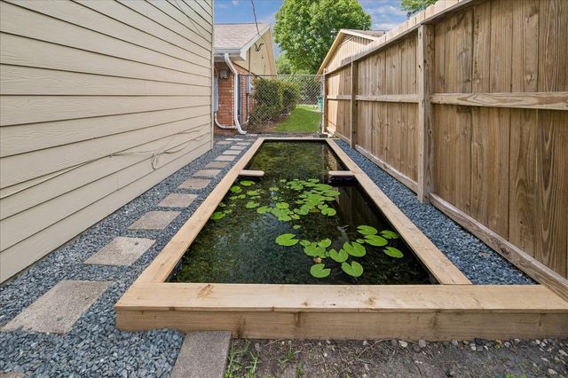 9777 Larston Street, Houston, TX 77055