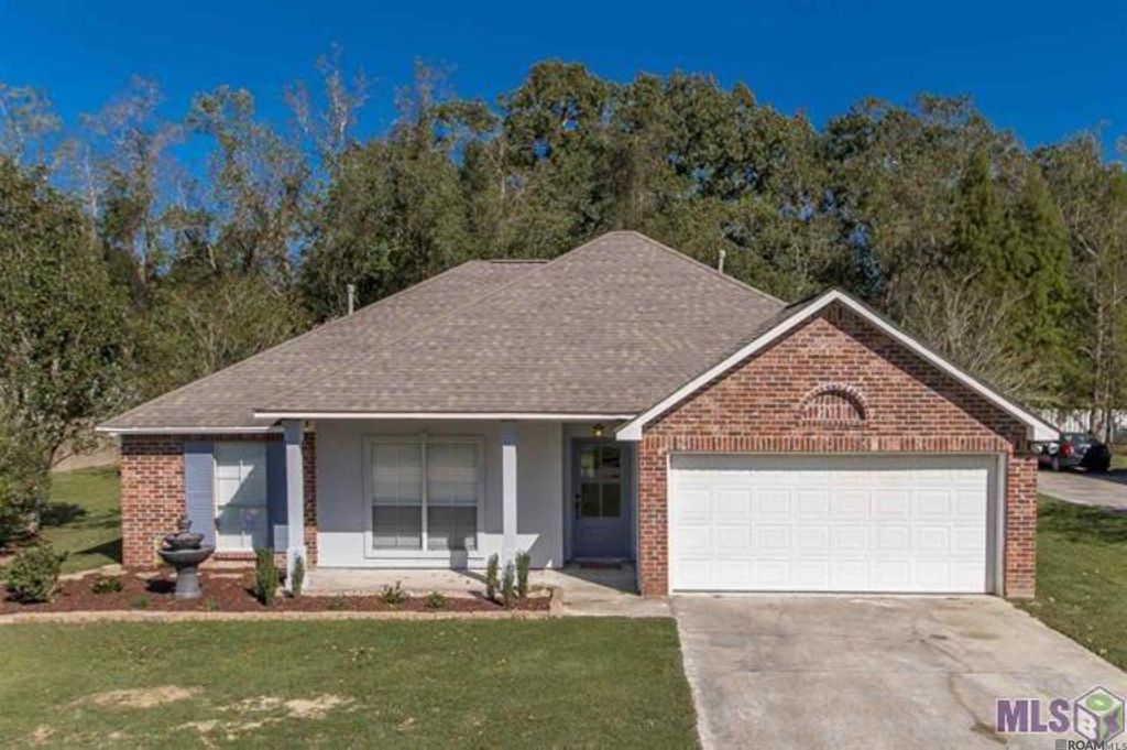 43428 N Great Oak Ct, Prairieville, LA 70769