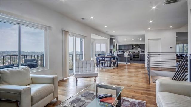4124 Barrett, Los Angeles, CA 90032