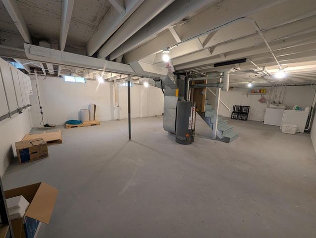 227 E WINNEBAGO STREET, Appleton, WI 54911