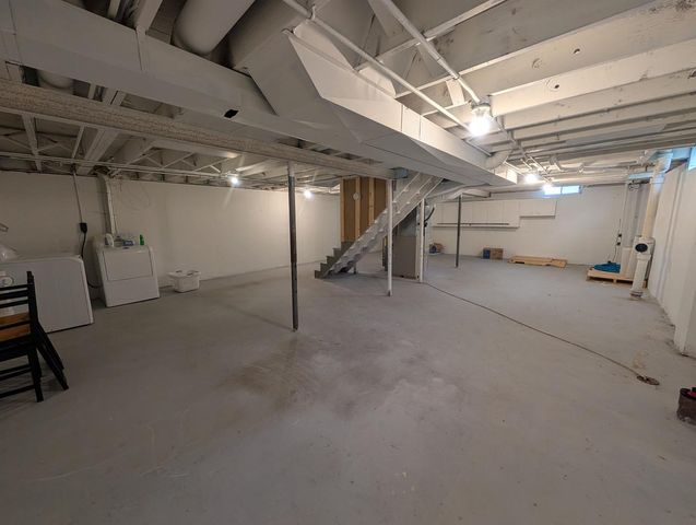 227 E WINNEBAGO STREET, Appleton, WI 54911