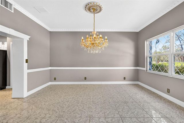 305 BANNOCKBURN AVENUE, Temple Terrace, FL 33617