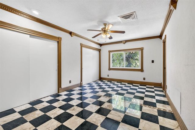 305 BANNOCKBURN AVENUE, Temple Terrace, FL 33617