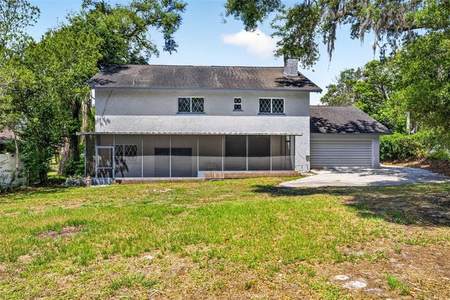 305 BANNOCKBURN AVENUE, Temple Terrace, FL 33617