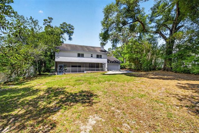 305 BANNOCKBURN AVENUE, Temple Terrace, FL 33617