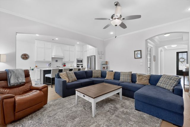 713 Toby Trail, Mansfield, TX 76063