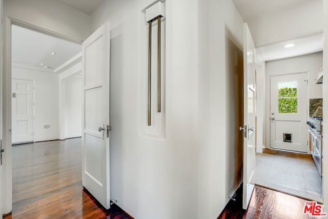 2128 Ashland Avenue, Santa Monica, CA 90405