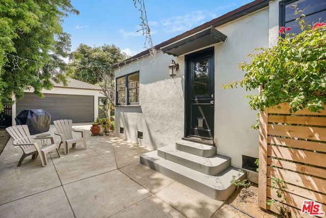 2128 Ashland Avenue, Santa Monica, CA 90405