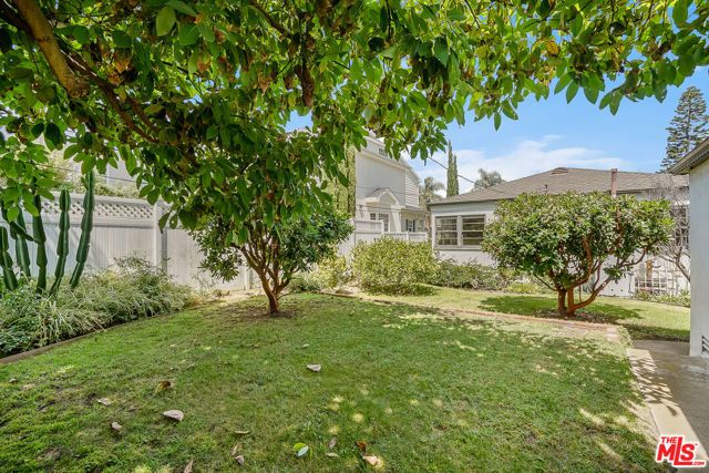 2128 Ashland Avenue, Santa Monica, CA 90405