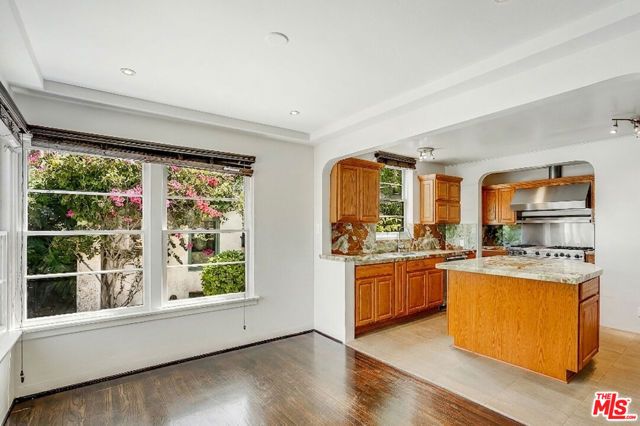 2128 Ashland Avenue, Santa Monica, CA 90405