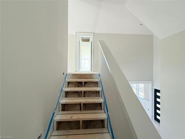 2860 Saint Giles Court, High Point, NC 27262