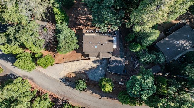 27054 Skyview Ct, Pioneer, CA 95666