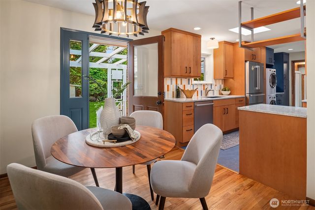 14655 22nd Avenue SW, Burien, WA 98166