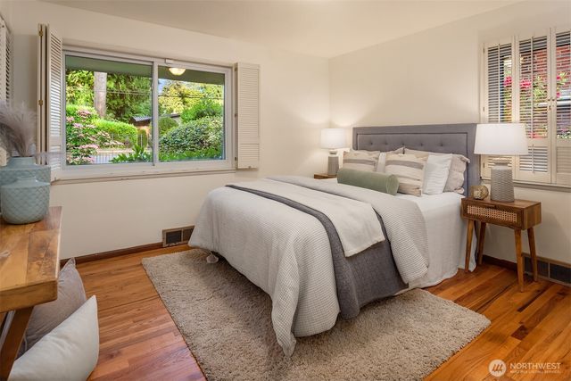 14655 22nd Avenue SW, Burien, WA 98166