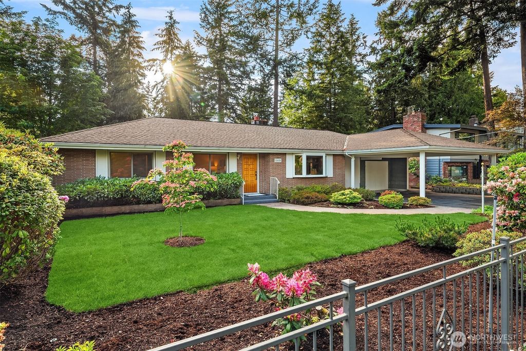 14655 22nd Avenue SW, Burien, WA 98166