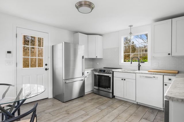 4332 Main Street, Barnstable, MA 02630