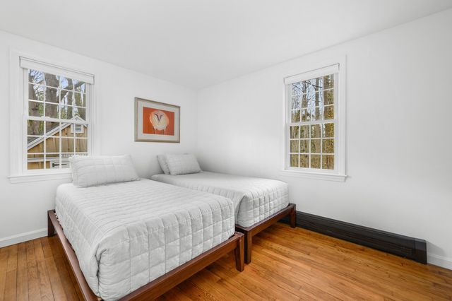 4332 Main Street, Barnstable, MA 02630