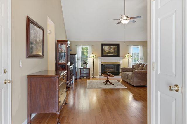 3512 Pinwheel Dr, Antioch, TN 37013