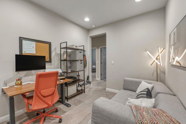 6814 E Riverside DR 34, Austin, TX 78741