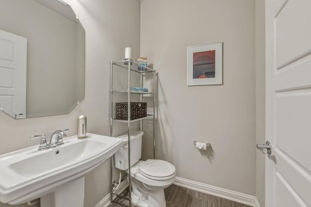 6814 E Riverside DR 34, Austin, TX 78741