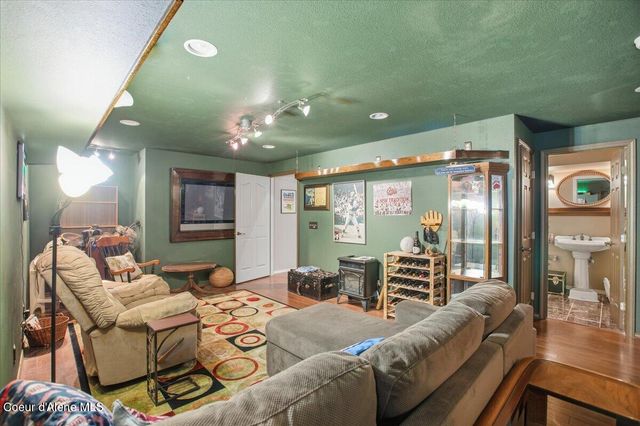 2744 N WHITE PINES DR, Coeur D'alene, ID 83815