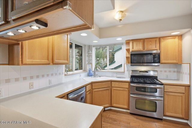 2744 N WHITE PINES DR, Coeur D'alene, ID 83815