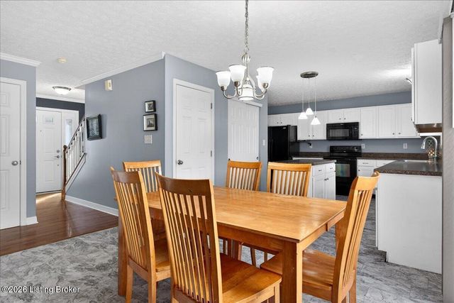 210 St Regis Dr, Shelbyville, KY 40065