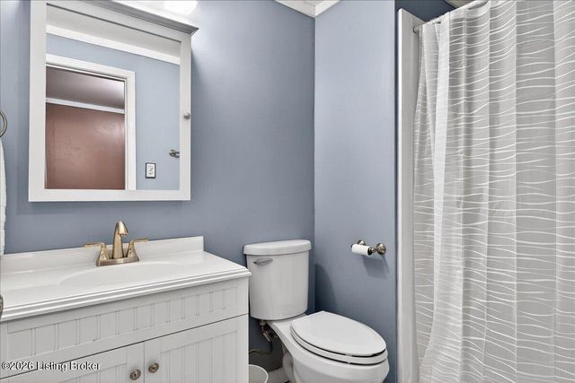 210 St Regis Dr, Shelbyville, KY 40065