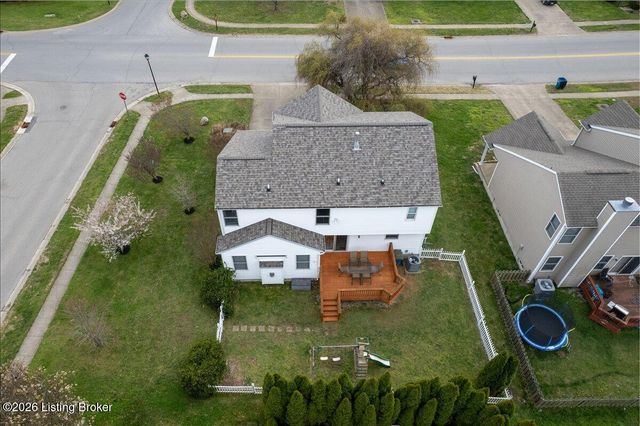 210 St Regis Dr, Shelbyville, KY 40065