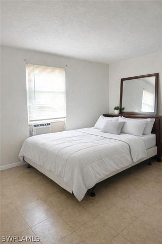 5402 Hardee ST, Naples, FL 34113