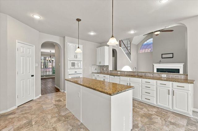 2412 Clearwood Lane, Flower Mound, TX 75028