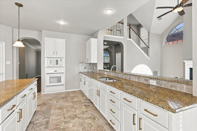 2412 Clearwood Lane, Flower Mound, TX 75028