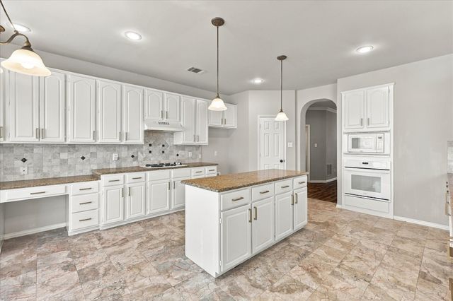 2412 Clearwood Lane, Flower Mound, TX 75028
