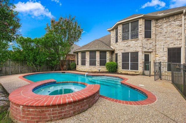 2412 Clearwood Lane, Flower Mound, TX 75028