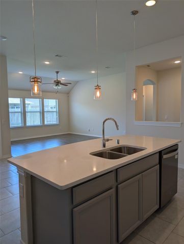 2331 Shoal Valley Lane, Richmond, TX 77469