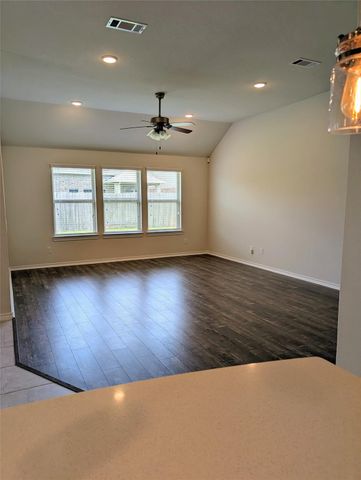 2331 Shoal Valley Lane, Richmond, TX 77469