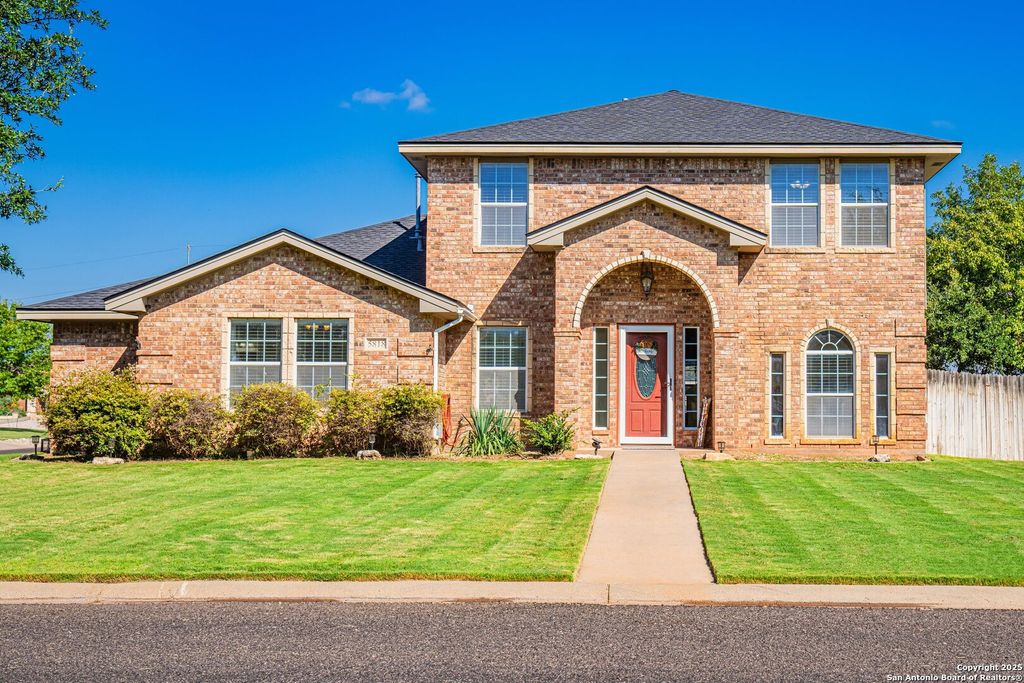 5818 Lyndhurst Drive, San Angelo, TX 76901