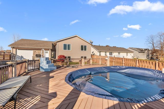 6201 W 136th Place, Cedar Lake, IN 46303