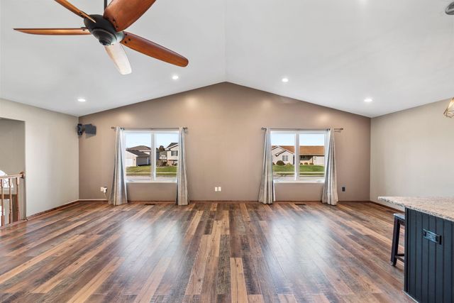 6201 W 136th Place, Cedar Lake, IN 46303