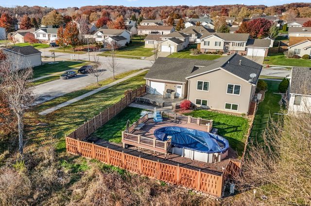 6201 W 136th Place, Cedar Lake, IN 46303