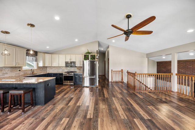 6201 W 136th Place, Cedar Lake, IN 46303