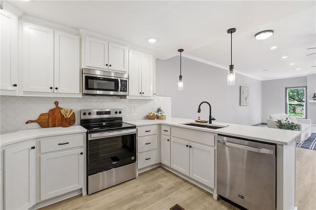 417 N Ridge Avenue, Liberty, MO 64068