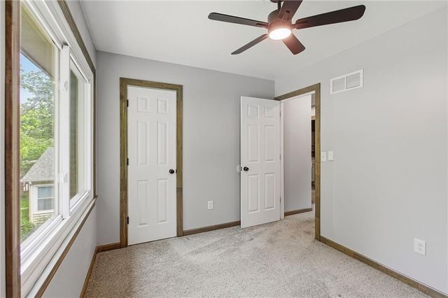 417 N Ridge Avenue, Liberty, MO 64068